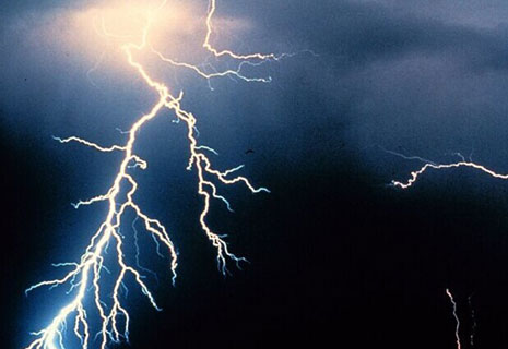 暴雨雷電來襲 安防監控設備如何抵御？